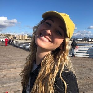 Meet your Posher, Alexandra